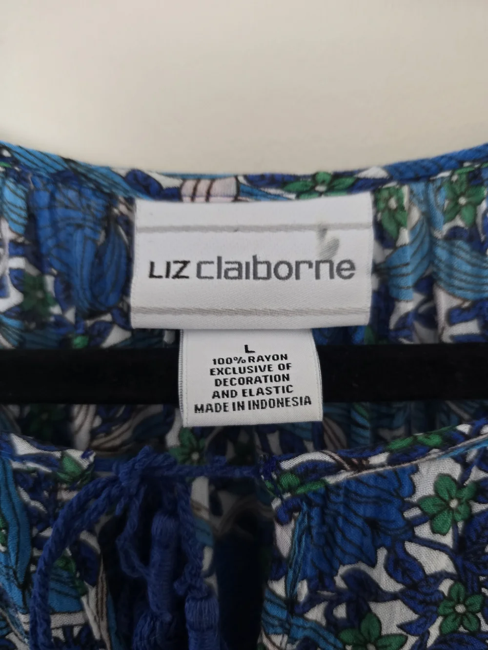 Liz Claiborne Blue Floral Peasant Top Size S Rayon - Picture 2 of 9